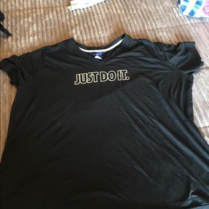 Nike tee